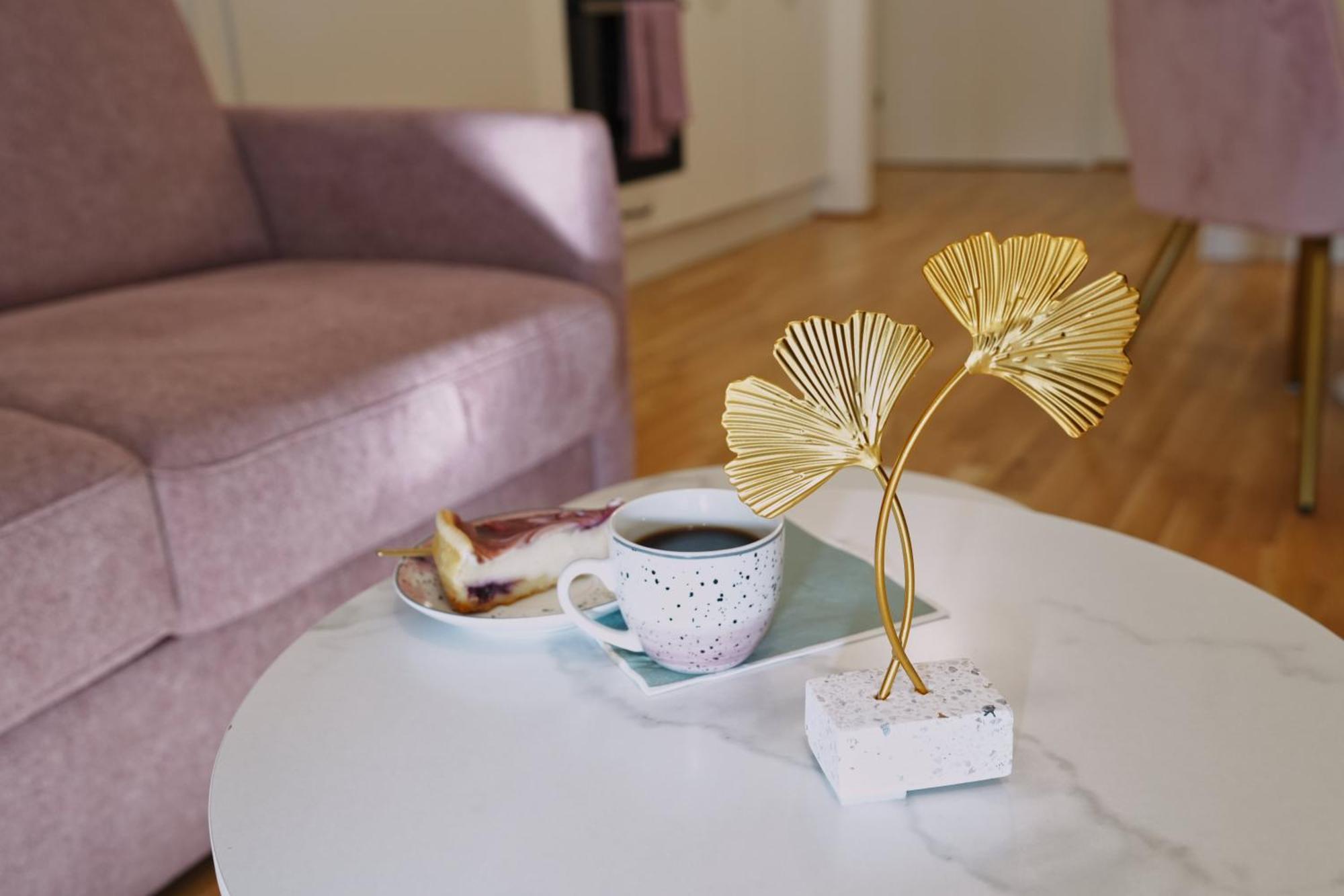 Modern Design Meets Green Comfort - Stay In Style At Carl'S Design Residences L Parking & Great Connection To City Center Vienne Extérieur photo