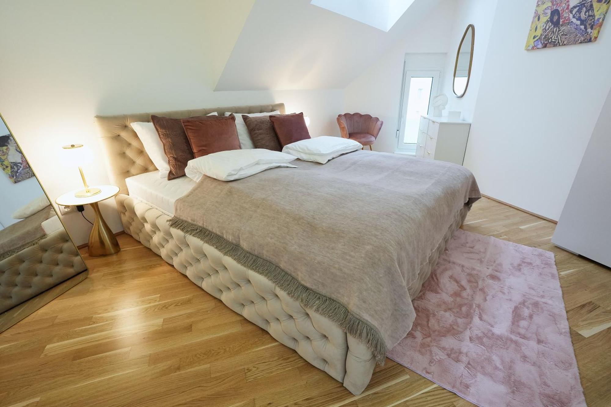 Modern Design Meets Green Comfort - Stay In Style At Carl'S Design Residences L Parking & Great Connection To City Center Vienne Extérieur photo
