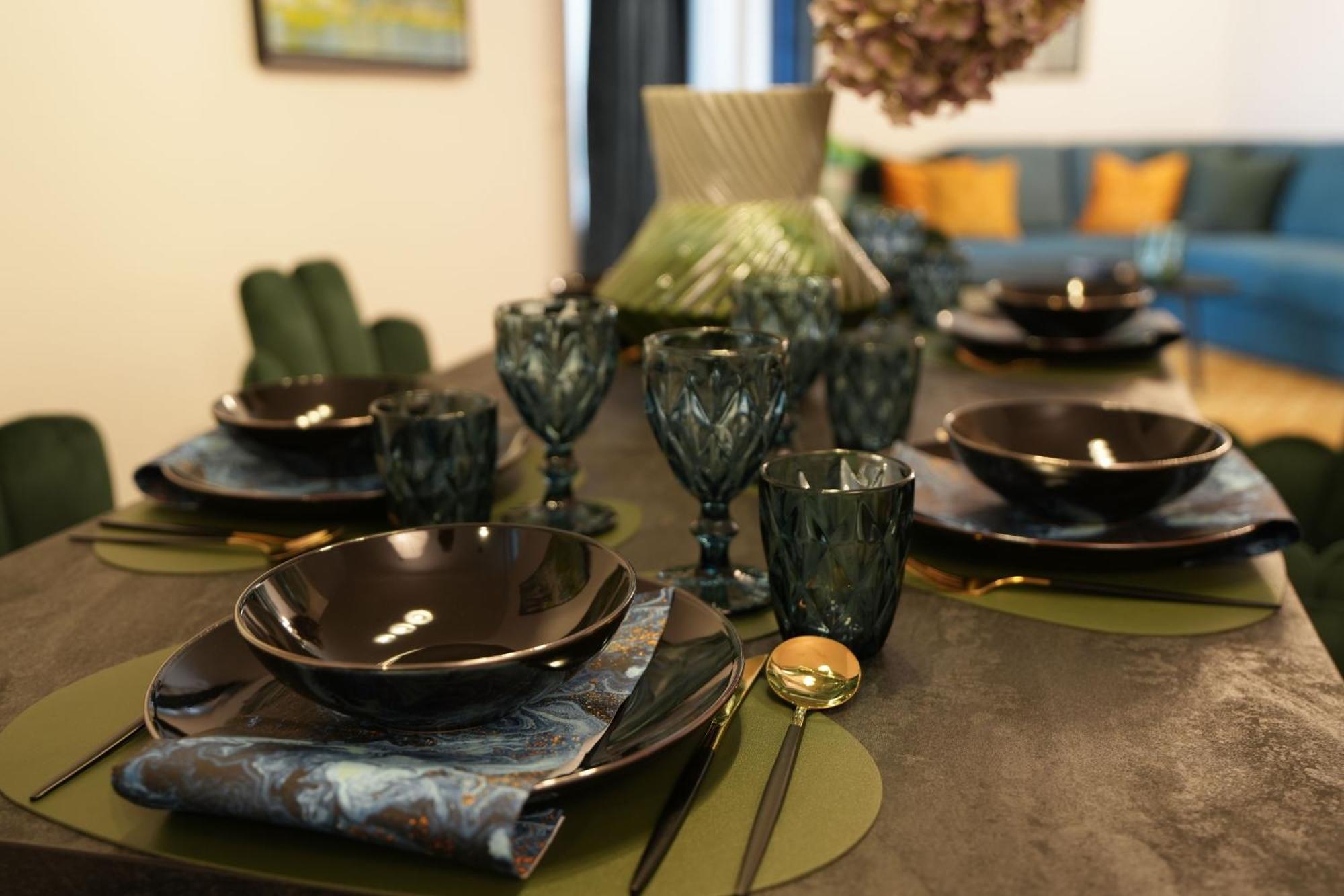 Modern Design Meets Green Comfort - Stay In Style At Carl'S Design Residences L Parking & Great Connection To City Center Vienne Extérieur photo